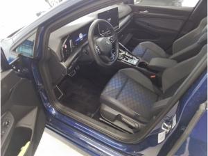 Volkswagen Golf 8 R / AKRAPOVIC PANO WINTERRÄDER AREA VIEW