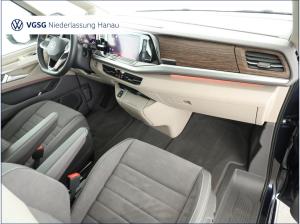 Volkswagen Multivan Style DCC AHK 7 Sitze Vis-a-Vis Navi LED