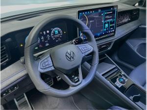 Volkswagen Tiguan R-Line 1.5 l eHybrid CarPlay Pano Black