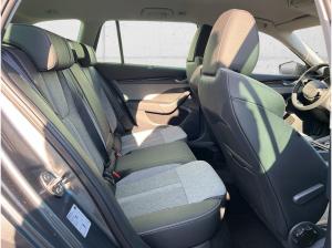Skoda Octavia Combi Selection 2.0 TDI ACC HUD LED AHK JAHRESWAGEN
