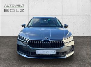 Skoda Superb Combi Essence 2.0 TDI NAVI SHZ ACC KAMERA LED JAHRESWAGEN