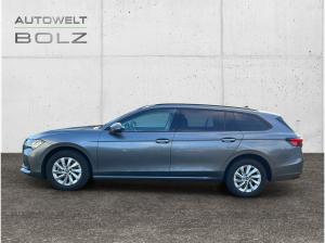 Skoda Superb Combi Essence 2.0 TDI NAVI SHZ ACC KAMERA LED JAHRESWAGEN