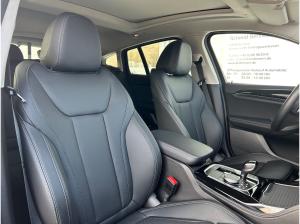 BMW X4 xDrive20d AHK/Panorama Finanzierung ab 1,49%