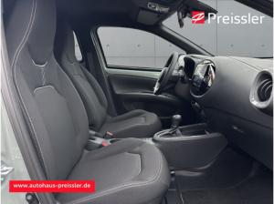 Toyota Aygo X Hybrid 1,5 l Teamplayer CVT LED Apple CarPlay Android Auto Musikstreaming DAB