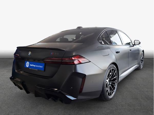 BMW M5 xDrive , 4-türig