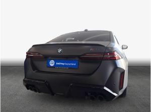 BMW M5 xDrive , 4-türig
