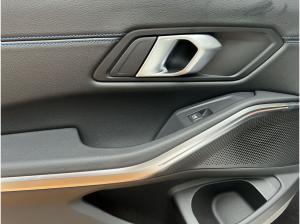 BMW 318 318i Aut. , 4-türig