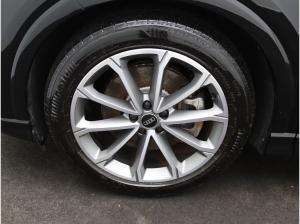 Audi Q4 e-tron S-Line 45 quattro / Pano, Matrix, AHK