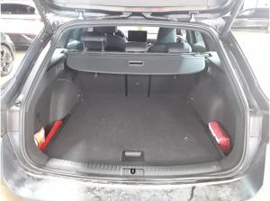 Cupra Leon ST 1.5 eTSI DSG / Navi, ParkAssi, LED, RFK