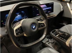 BMW ix iX xDrive40 A Sportpaket Ab 499 ? p.M. leasen HUD|Navi||SHZ|MFL|PDC