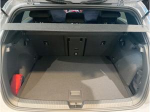 Volkswagen Golf GTI DSG Black Style ACC R-KAMERA LED SHZ