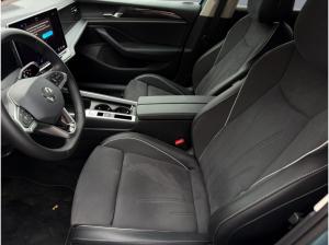 Volkswagen Passat Variant 1.5eTSI DSG Busisness AHK