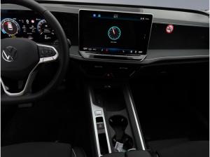 Volkswagen Passat Variant 1.5eTSI DSG Busisness AHK