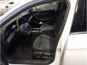 Volkswagen Passat Variant Business eTSI DSG