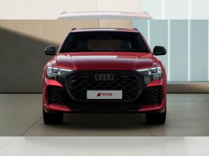 Audi RS Q8 SUV performance