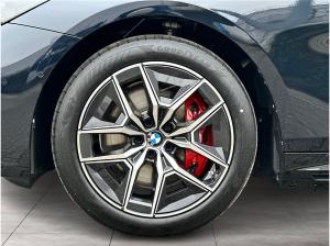 BMW i5 xDrive40 Limousine M Sport Pro Head-Up DAB