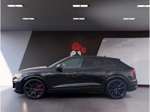 Audi Q8 (4MT)