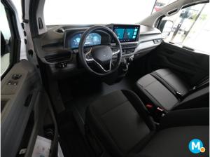 Volkswagen Transporter T7Kasten TDI AHK GJ-Reifen Kamera