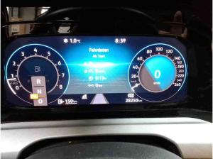 Volkswagen Golf Variant Life 1.5 eTSI DSG / App, RFK, LED