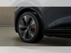Audi Q6 e-tron Sportback edition one grey Matrix AHK
