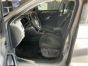 Volkswagen T-Roc 2.0 TDI Style DSG AHK Navi LED ACC CarPlay