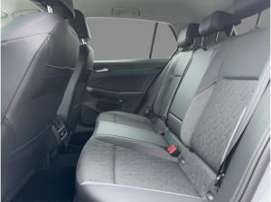 Volkswagen Golf VIII 2.0 TDI Goal DSG AHK Navi Kamera AHK