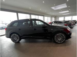 Audi Q7 TDI quattro ⇒ S-Line business   ⇒ Assistenzpaket Plus ⇒ AHK   ⇒ Matrix   ⇒ 22"