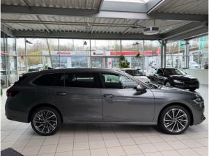 Skoda Superb Combi L&K 1,5 TSI iV 6-Gang-DSG