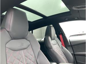 Audi Q8 SUV S line business TFSI e qu tiptr. PANO 23