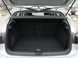 Volkswagen Golf VIII Life 1.5TSI / Navi, App, ACC, LED, SHZ