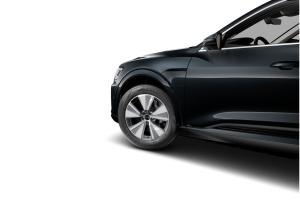 Audi Q8 e-tron 55 MATRIX NAVI REMOTE PARK SITZBELÜFT.