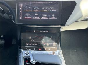 Audi Q8 e-tron 55 MATRIX NAVI REMOTE PARK SITZBELÜFT.