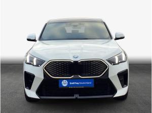 BMW iX2 xDrive30 , 5-türig (Strom)