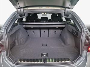 BMW 320 320i Touring Aut. , 5-türig