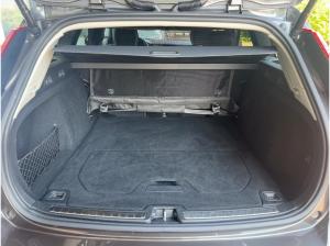 Volvo V60 Kombi B4 Core 145 Mild-Hybrid SOFORT VERFÜGBAR - OHNE EINMALIGE KOSTEN