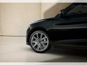 Audi A1 Sportback advanced   » 116 PS   ⇒ Infotainmentpaket  ⇒  17"     ⇒  Sportsitze