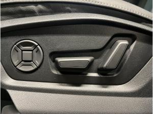 Audi Q8 SUV S line business TFSI e quattro tiptronic