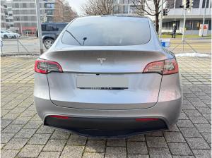Tesla Model Y 2024, 0 € Übernahmekosten, Maximale Reichweite Hinterradantrieb