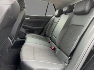 Volkswagen Golf VIII 1.5 eTSI Goal DSG AHK Navi ACC CarPlay