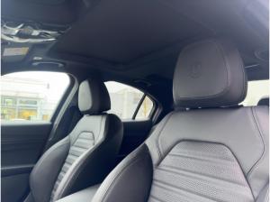 Alfa Romeo Giulia Veloce Q4, Leder, Schiebedach, PDC, Rückfahrkm.