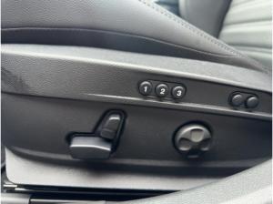 Alfa Romeo Giulia Veloce Q4, Leder, Schiebedach, PDC, Rückfahrkm.