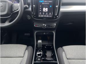 Volvo XC40 B3 Plus Black Edition/sofort Verfügbar!