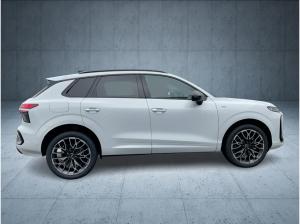 Audi Q3 SUV e-hybrid S tr. AHK PANO LED 20 ACC Cam