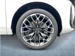 Audi Q3 SUV e-hybrid S tr. AHK PANO LED 20 ACC Cam