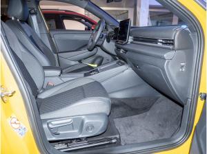 Volkswagen T-Roc R-Line 1.5 l eTSI OPF 7-Gang-Doppelkupplungsgetriebe DSG
