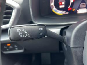 Seat Leon 1.5 eTSI FR DSG LED Kamera Lenkradhzg