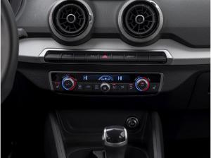 Audi Q2 35 TFSI S-TRO*APP*LANE*RFK*NAVI*VKE*ZVR*LED**
