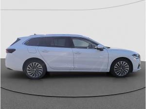 Skoda Superb Combi 2.0 TDI DSG 4x4 L&K AHK ACC PANO MATRIX SITZLÜFTUNG HEAD UP