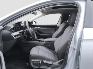 Skoda Superb Combi 2.0 TSI DSG 4x4 Selection AHK HEAD UP ACC PANO MATRIX NAVI RFK PDC