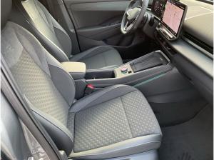 Volkswagen T-Roc R-Line 1.5 eTSI DSG AHK Navi Kamera ACC